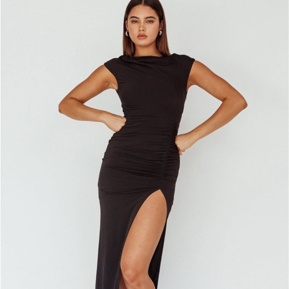 Elegant Black Evening Dress